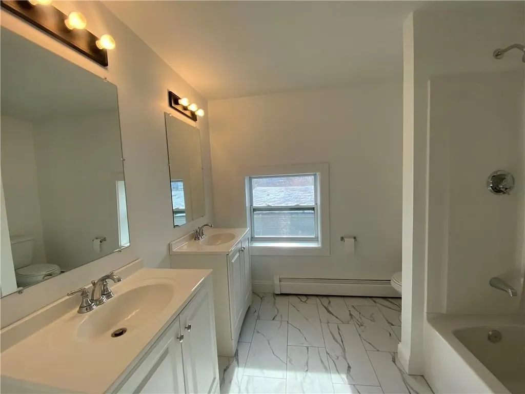 16 Clearview Avenue Portsmouth RI 02871