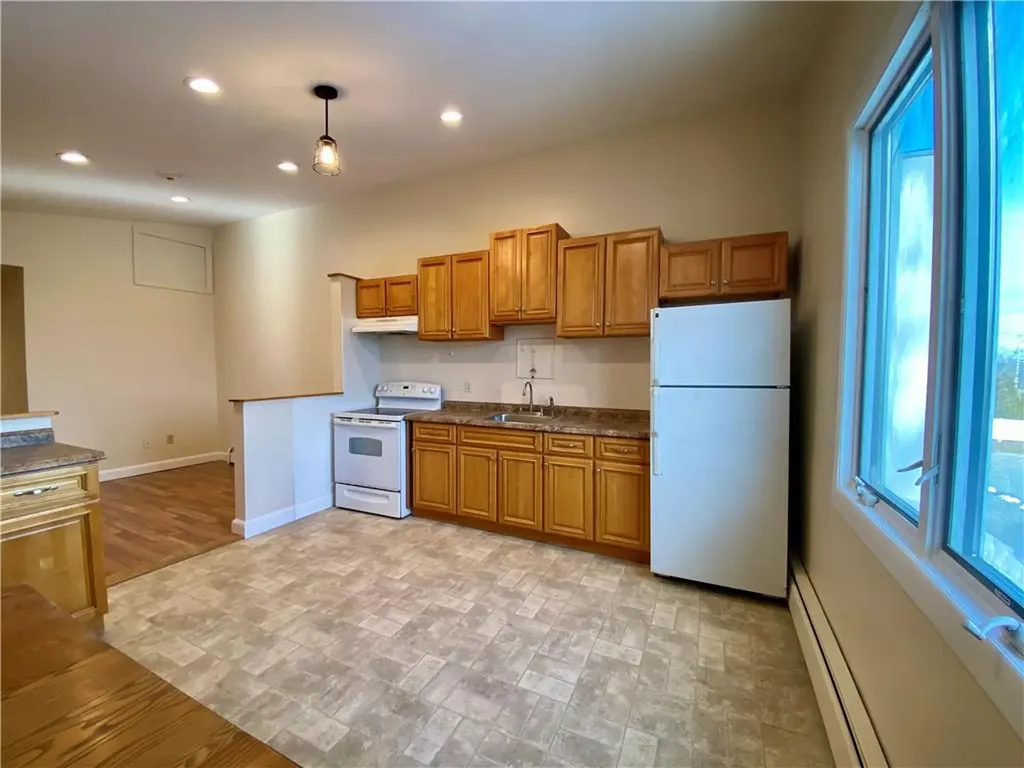 16 Clearview Avenue Portsmouth RI 02871