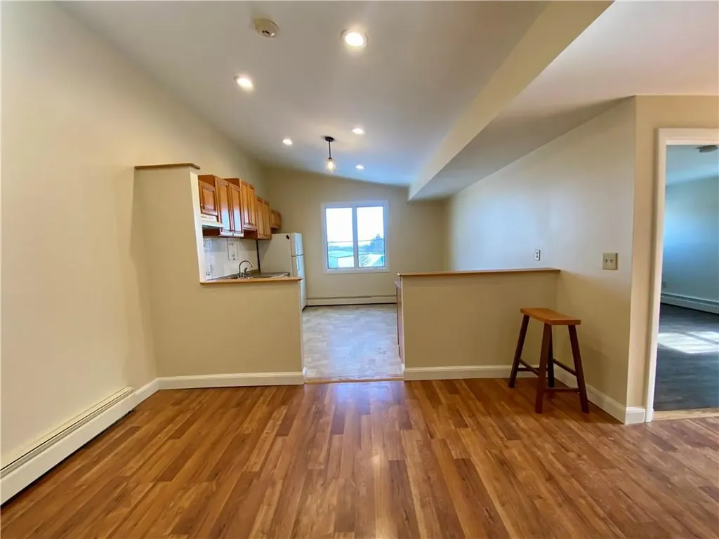 16 Clearview Avenue Portsmouth RI 02871