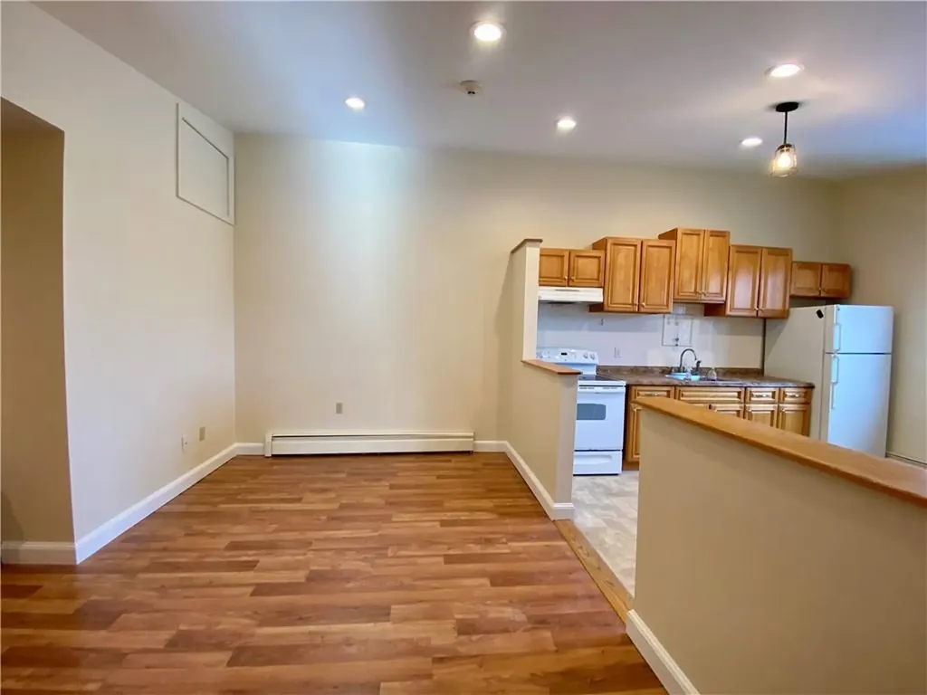 16 Clearview Avenue Portsmouth RI 02871