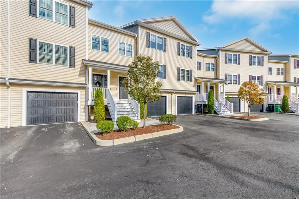 3800 Post Road Warwick RI 02886