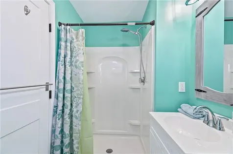 3800 Post Road Warwick RI 02886