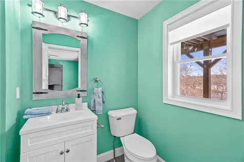 3800 Post Road Warwick RI 02886