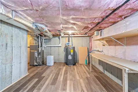 3800 Post Road Warwick RI 02886