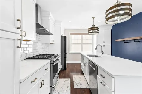 3800 Post Road Warwick RI 02886