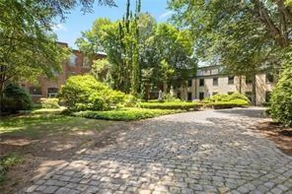 555 South Water Street Providence RI 02903