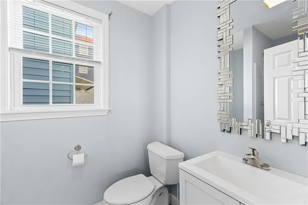 37 Tyndall Avenue Providence RI 02908