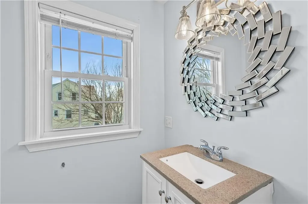 37 Tyndall Avenue Providence RI 02908