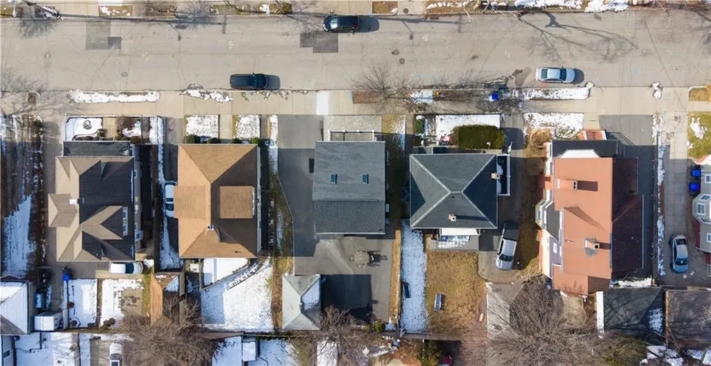 37 Tyndall Avenue Providence RI 02908