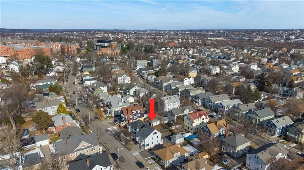 37 Tyndall Avenue Providence RI 02908