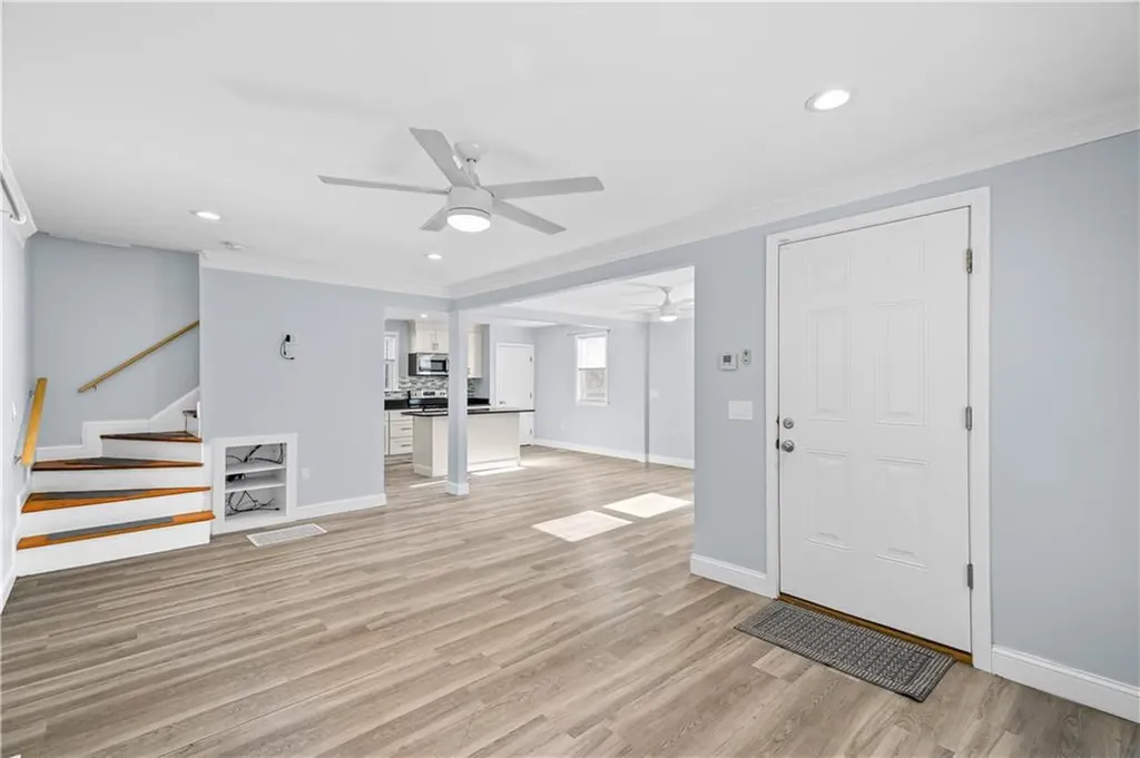 37 Tyndall Avenue Providence RI 02908