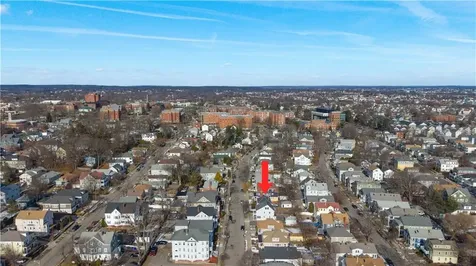 37 Tyndall Avenue Providence RI 02908