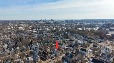 37 Tyndall Avenue Providence RI 02908