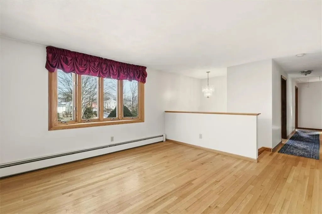 7 Hidden Valley Lane Lincoln RI 02865