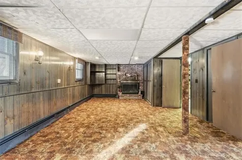 7 Hidden Valley Lane Lincoln RI 02865