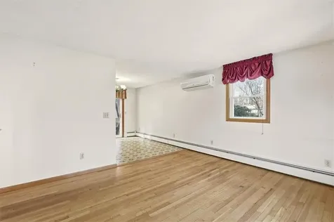 7 Hidden Valley Lane Lincoln RI 02865