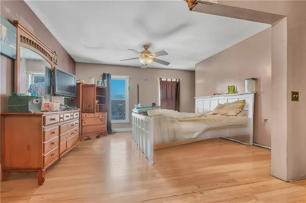 34 Hicks Way Foster RI 02825