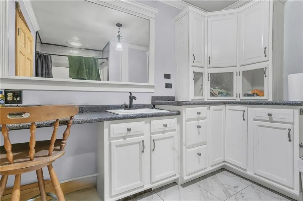 34 Hicks Way Foster RI 02825