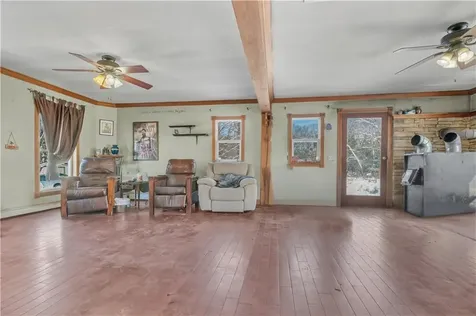 34 Hicks Way Foster RI 02825