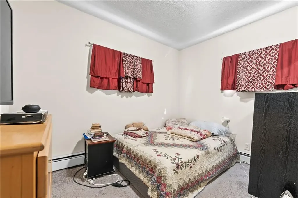 18 Crowninshield Street Providence RI 02909