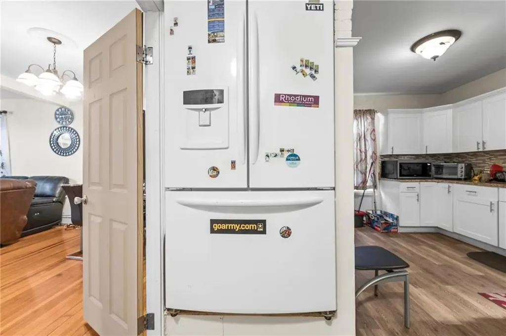 18 Crowninshield Street Providence RI 02909