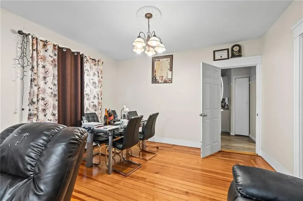 18 Crowninshield Street Providence RI 02909