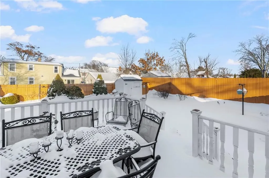 136 King Philip Road East Providence RI 02916