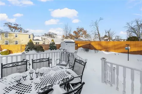 136 King Philip Road East Providence RI 02916