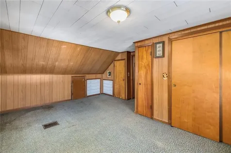 136 King Philip Road East Providence RI 02916