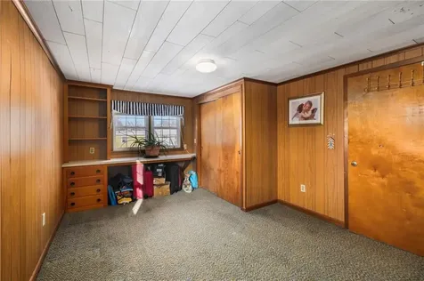 136 King Philip Road East Providence RI 02916