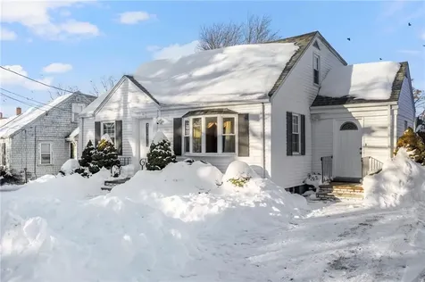 136 King Philip Road East Providence RI 02916