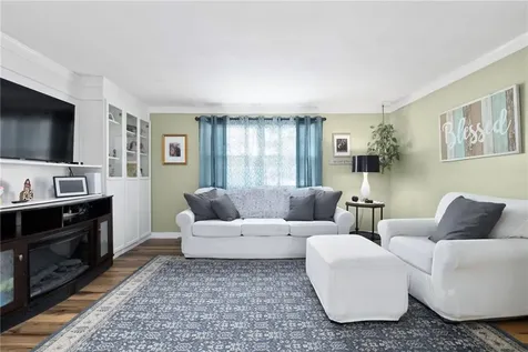 110 112 Tiernan Avenue Warwick RI 02886