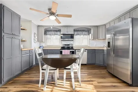 110 112 Tiernan Avenue Warwick RI 02886