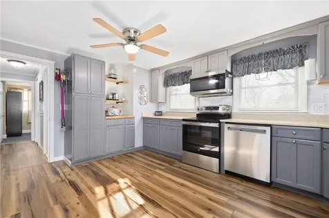 110 112 Tiernan Avenue Warwick RI 02886