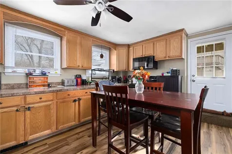 110 112 Tiernan Avenue Warwick RI 02886