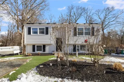 110 112 Tiernan Avenue Warwick RI 02886