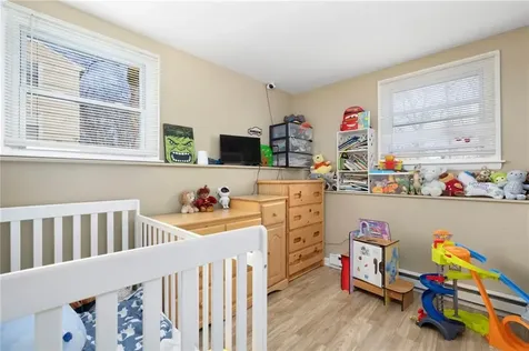 110 112 Tiernan Avenue Warwick RI 02886