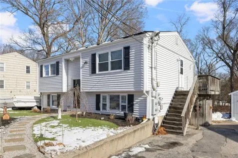 110 112 Tiernan Avenue Warwick RI 02886