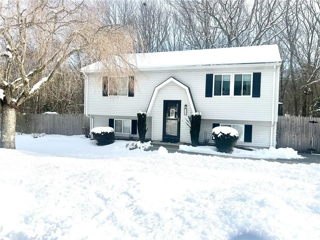 16 Drawbridge Drive West Warwick RI 02893