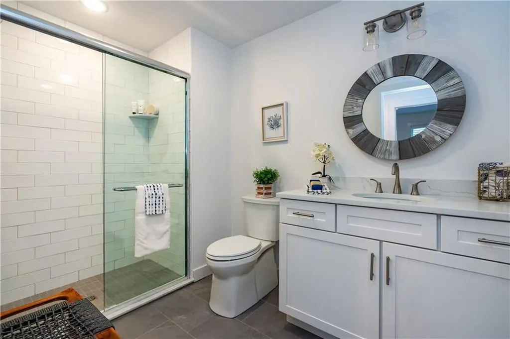 32 Exchange Street East Greenwich RI 02818