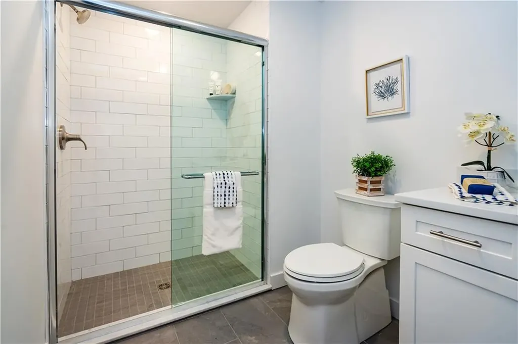 32 Exchange Street East Greenwich RI 02818