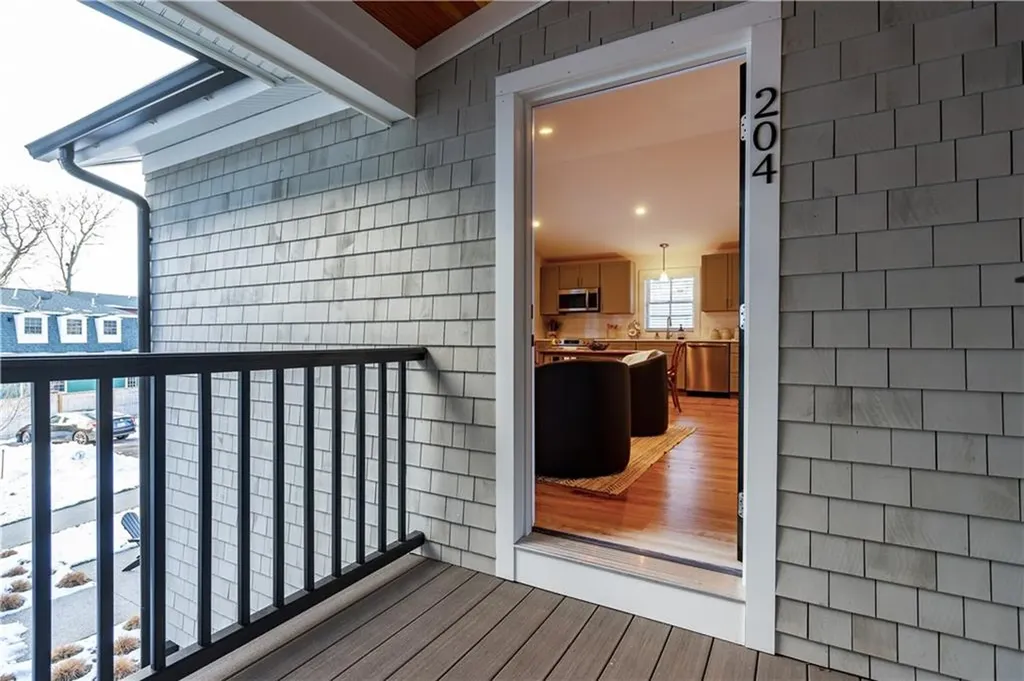 32 Exchange Street East Greenwich RI 02818