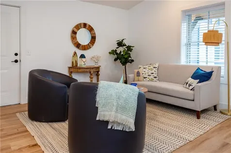 32 Exchange Street East Greenwich RI 02818