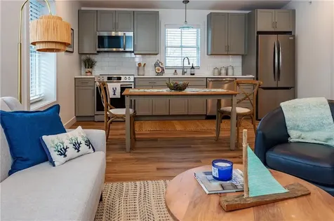 32 Exchange Street East Greenwich RI 02818