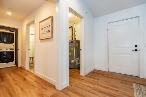 32 Exchange Street East Greenwich RI 02818
