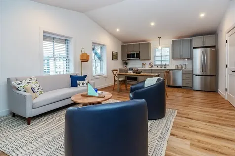 32 Exchange Street East Greenwich RI 02818
