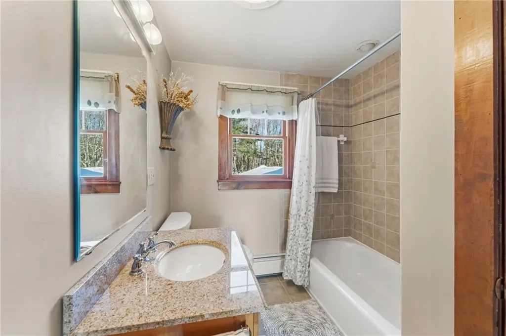 17 Rogler Farm Road Smithfield RI 02917