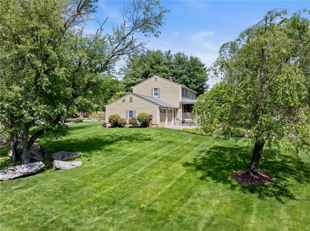 17 Rogler Farm Road Smithfield RI 02917