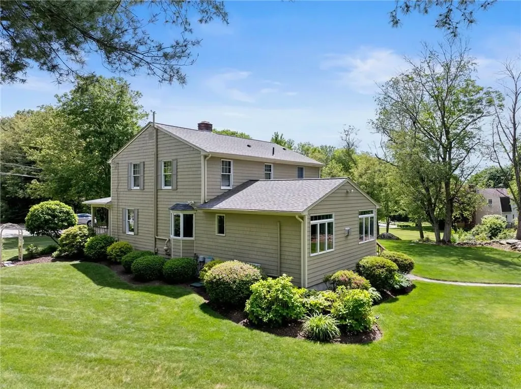 17 Rogler Farm Road Smithfield RI 02917