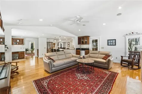 17 Rogler Farm Road Smithfield RI 02917